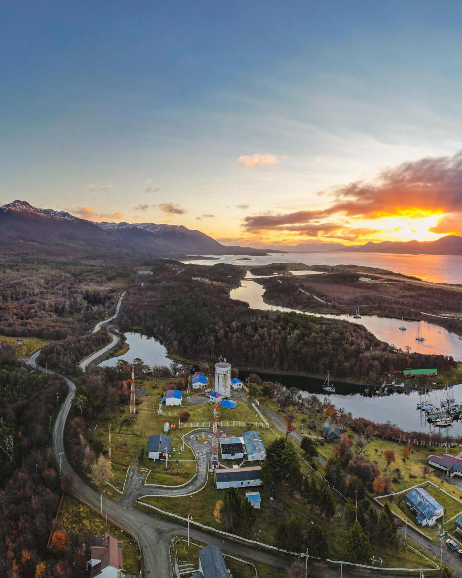 Hotel Fiofio Spa Puerto Williams Eksteriør bilde