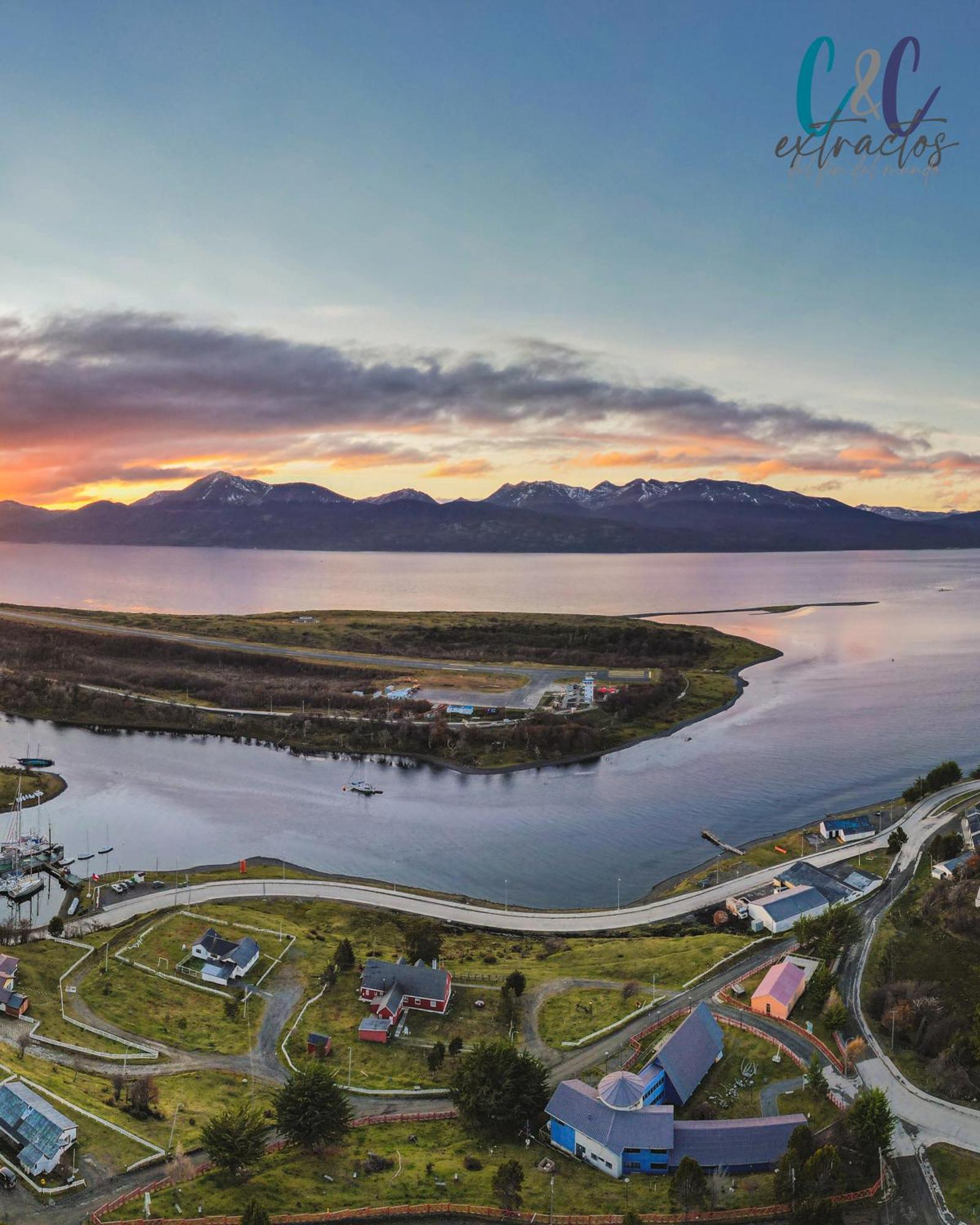 Hotel Fiofio Spa Puerto Williams Eksteriør bilde